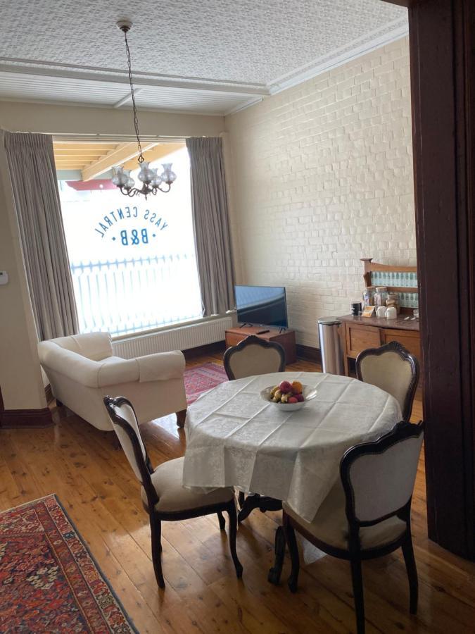 Yass Central Bed & Breakfast Exterior foto